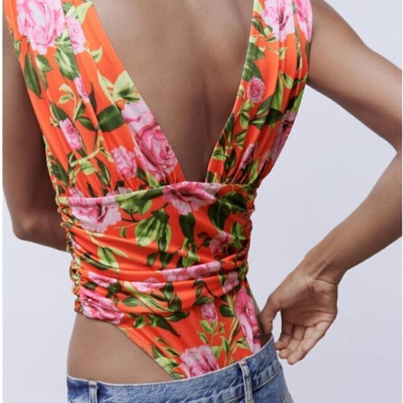 Zara NWT Orange Floral Stretch Deep V Neck Sleeveless Draped Bodysuit Medium - Picture 2 of 16